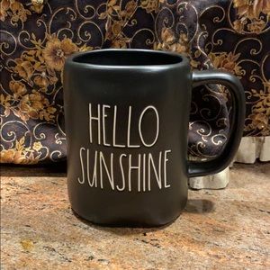 Rae Dunn 15oz Hello Sunshine ☀️ mug ☕️